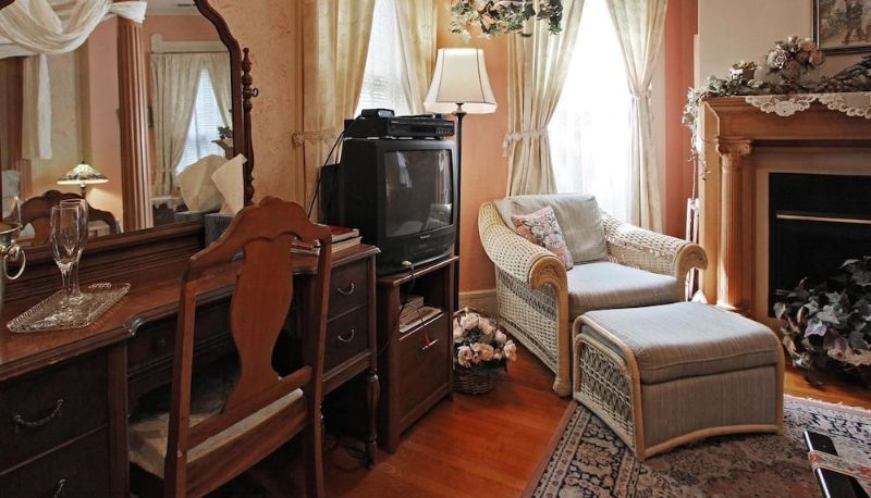 Standard room - Old Northside Bed & Breakfast