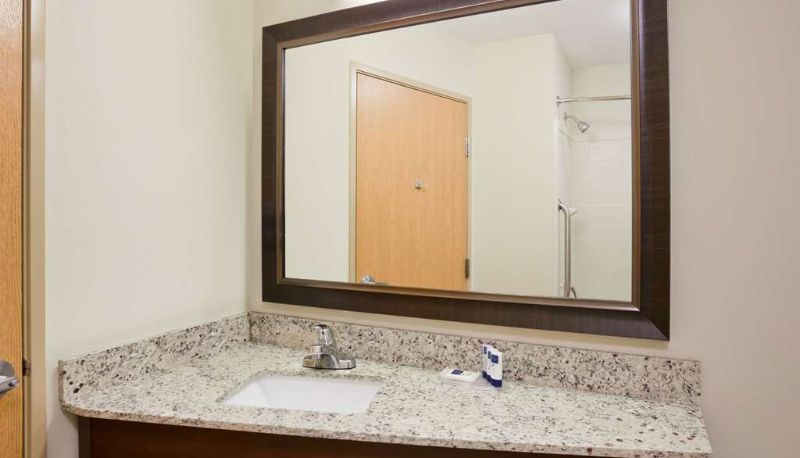 Camera - AmericInn by Wyndham Hawley