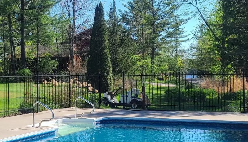 Havuz - Westwind Inn on the Lake