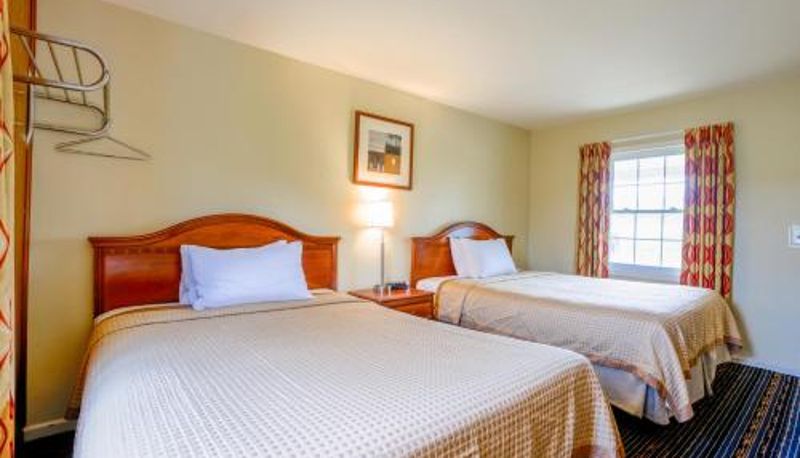 Oda - Relax Inn By OYO Natural Bridge I-81