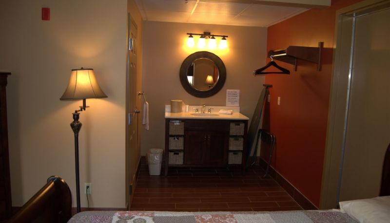 Daire - Put in Bay Victory Station Hotel
