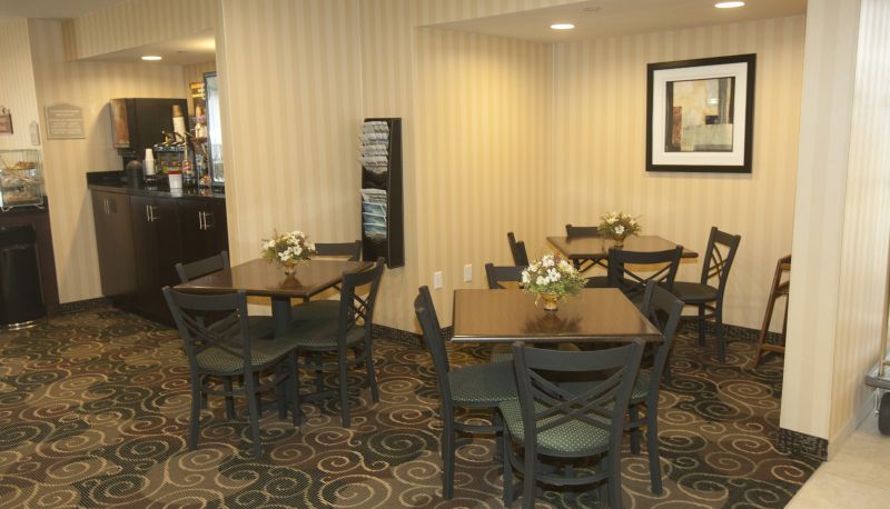 Restaurant - Cobblestone Inn & Suites - Langdon