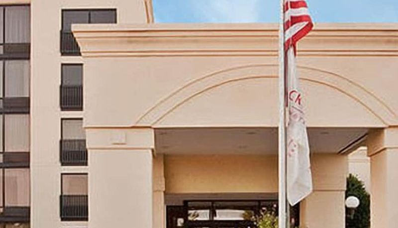 Info - Akaza Hotel Richmond