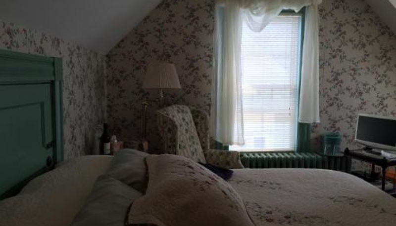 Oda - Harborview Inn