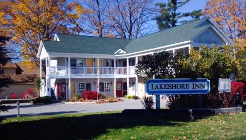 Bilgi - Empire Lakeshore Inn