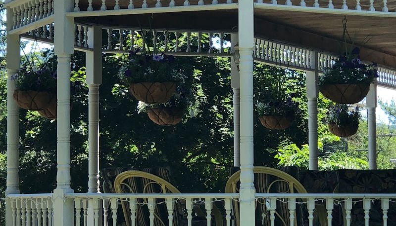 Giardino - Antique Rose Inn Windham