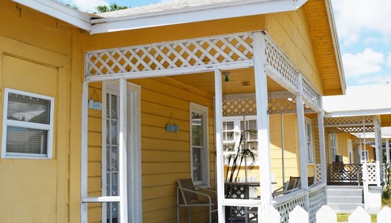 Info - Sunshine Cozy Cottages