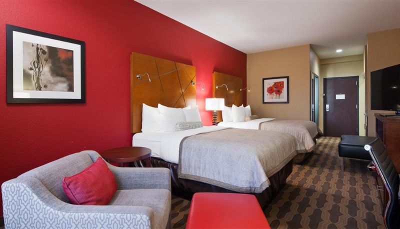 Camera - Best Western Plus Fairview Inn & Suites