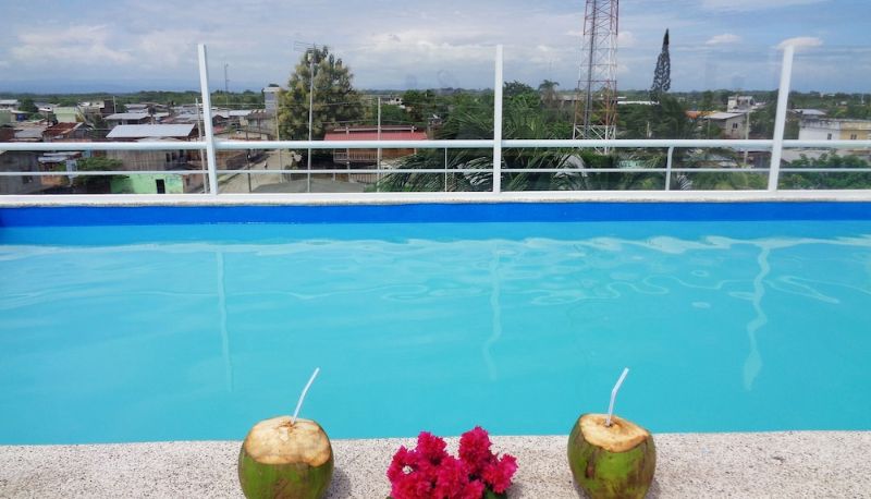 Piscina - Hotel Crucero