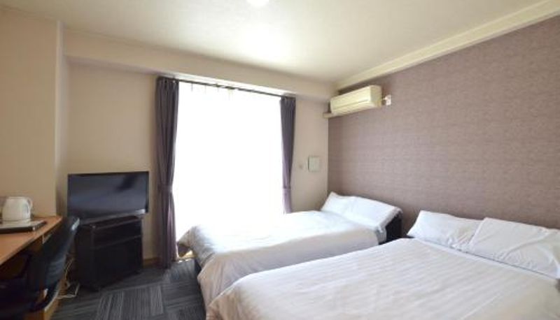 Info - New Station Hotel