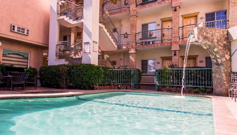 Piscina - Maria Bonita Business Hotel & Suites