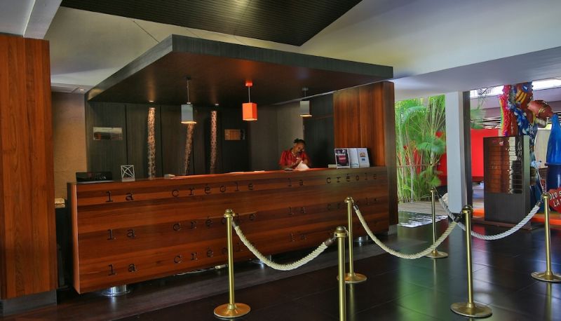 Resepsiyon - Mahogany Hôtel Résidence & Spa