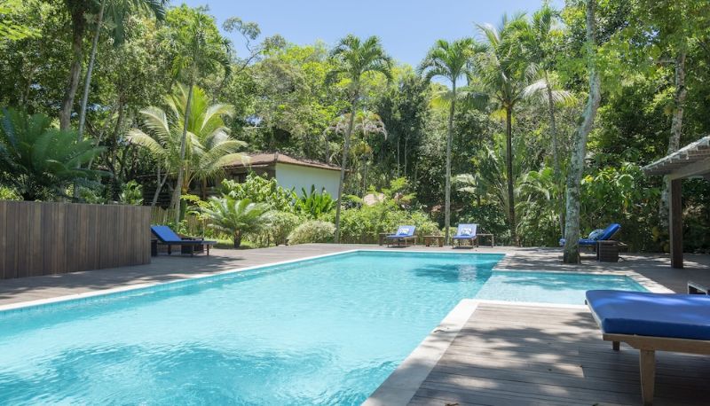 Piscina - Etnia Casa Hotel