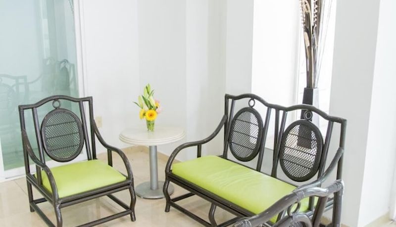 Hall - Hotel El Cid Merida