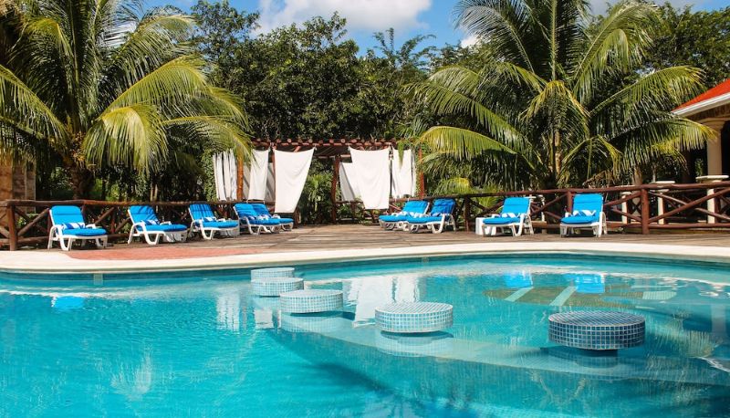 Piscina - Real Mayab Hotel & Bungalows