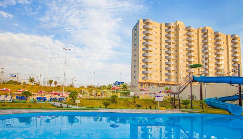 Piscina - Golden Dolphin Express OFICIAL
