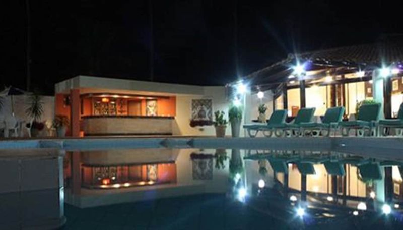 Pool - Happy Hotel Girassol