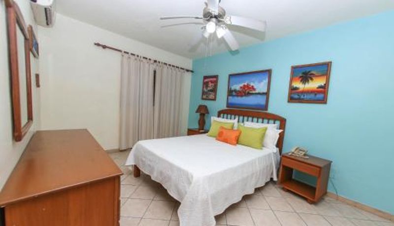Vista - Acuarium Suite Resort