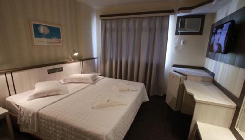 Oda - Hotel Blumenau by Pires - Balneário Camboriú