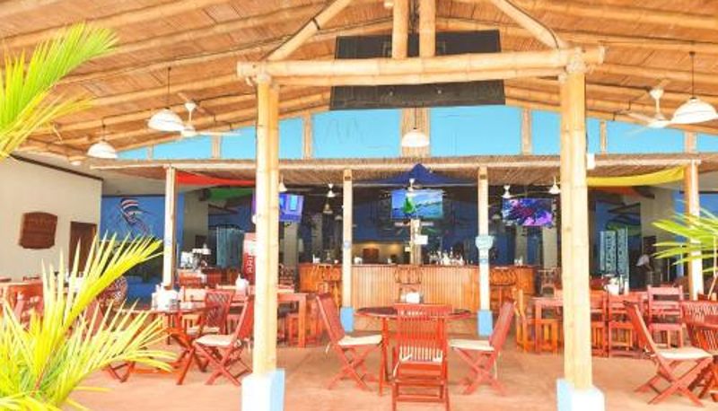 Restoran içinde kahvaltı salonu - Fish Hook Marina Hotel