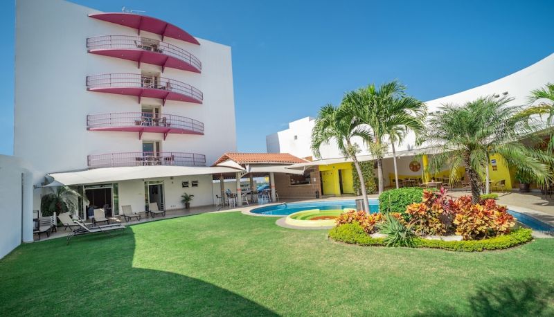 Havuz - Hotel Mágico Inn
