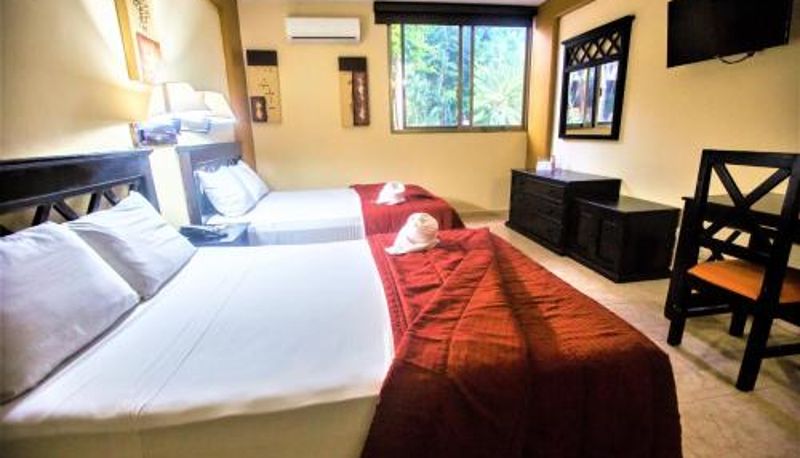 Room - Hotel Plaza Mirador