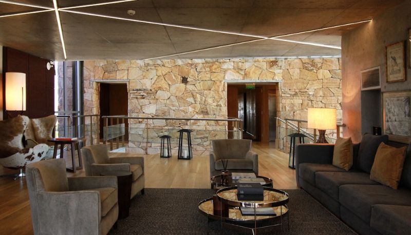 Hall - Casa de Uco Vineyards & Wine Hotel