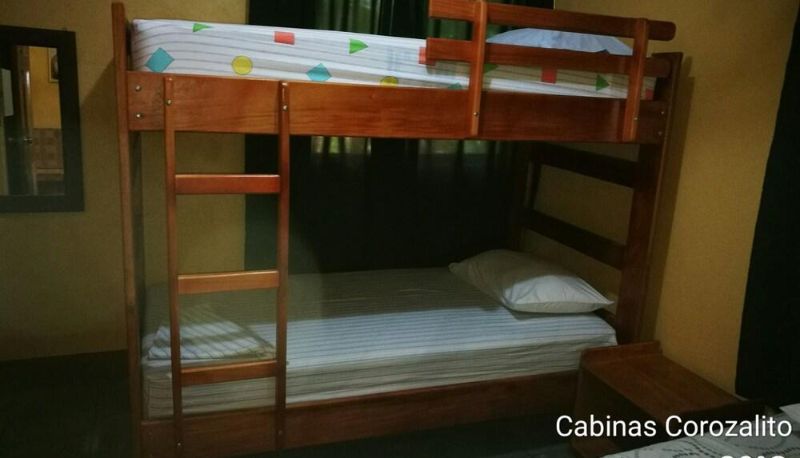 Camera standard - Cabinas Corozalito