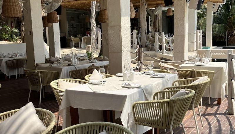 Restaurant - Maria's Kan Kin with Private Beach