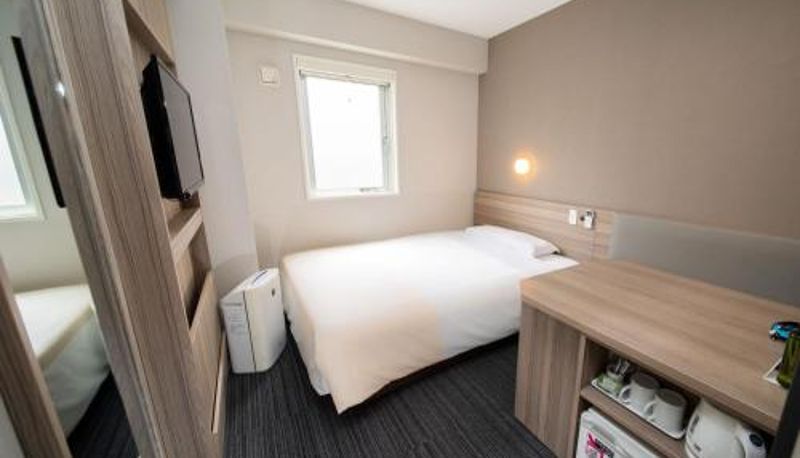 Camera - Super Hotel Shinyokohama