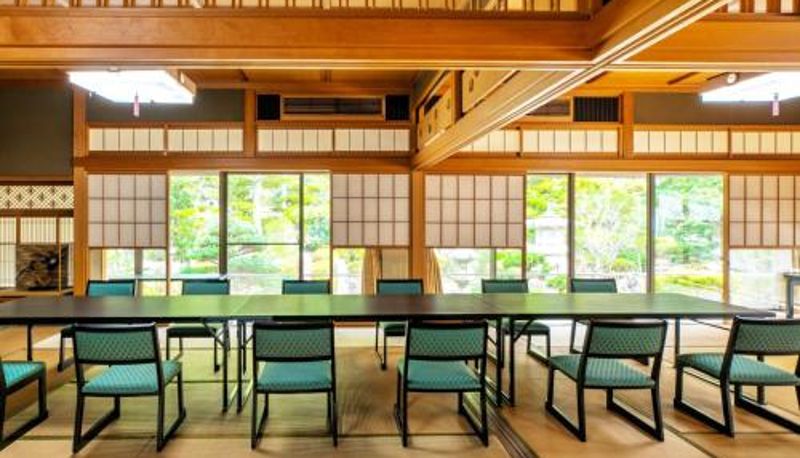 Info - Maizuru Grand Hotel