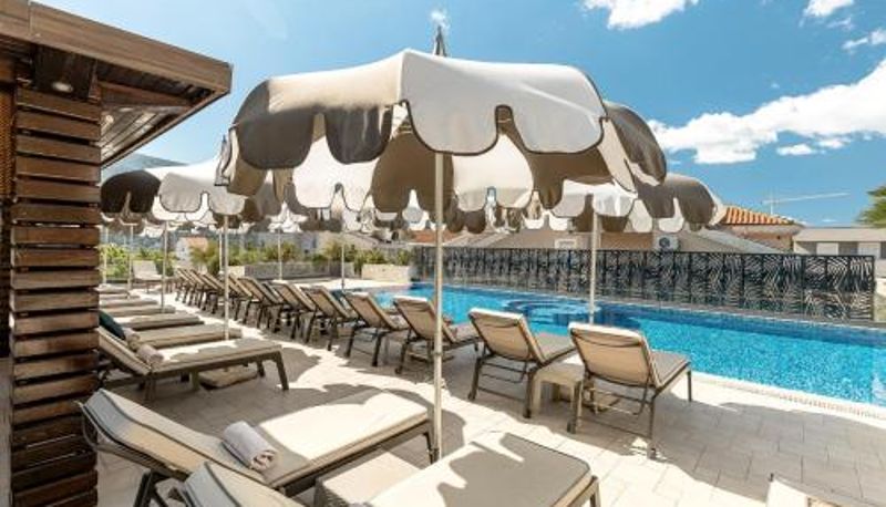Información - Sun Village Apartments