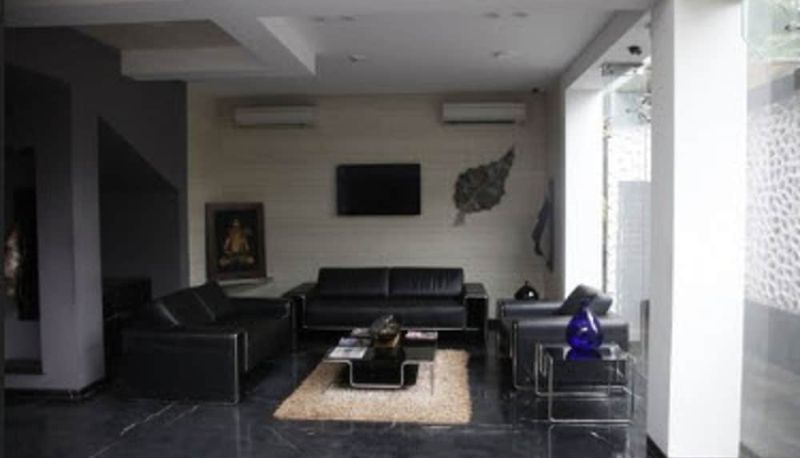 Reception - Fahrenheit Hotel