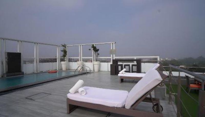 Piscina - Quality Inn Gurgaon