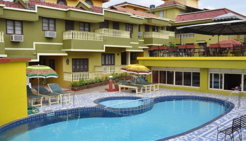 Basen - San Joao Holiday Homes
