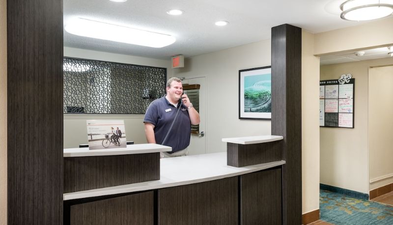 Rezeption - Candlewood Suites DURHAM-RTP by IHG
