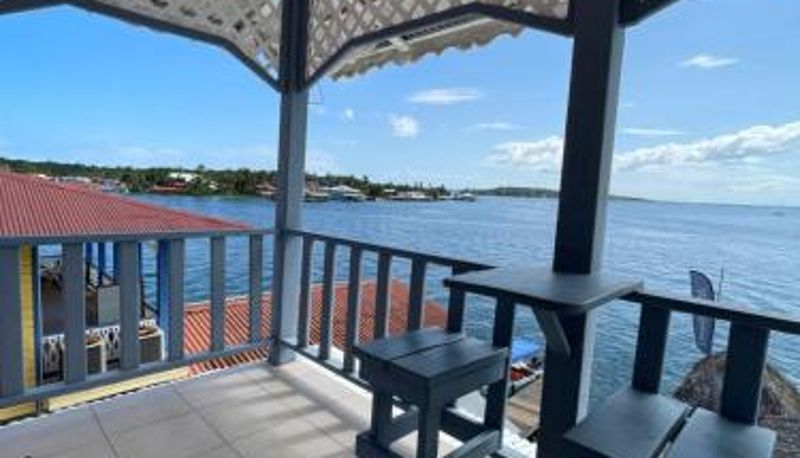 Terraza - Hotel Bocas Town