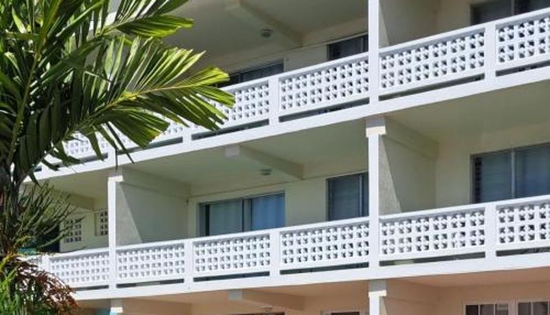 Otel açık alanı - Melrose Beach Apartments Inc