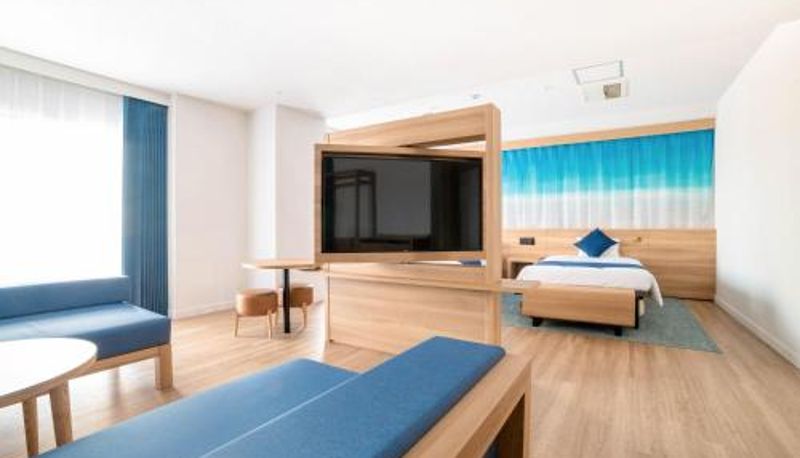 Suite - Watermark Hotel Okinawa Kume Island