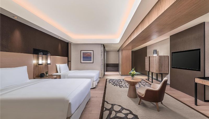 Zimmer - Conrad Manila