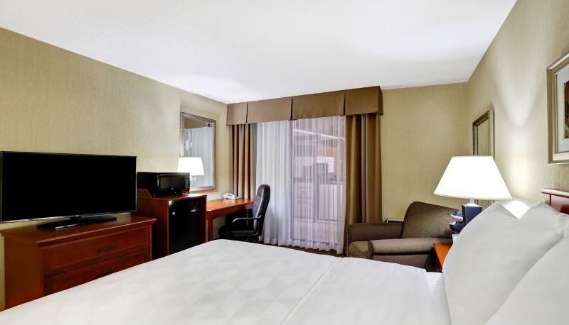 Chambre - Holiday Inn LAVAL - MONTREAL by IHG
