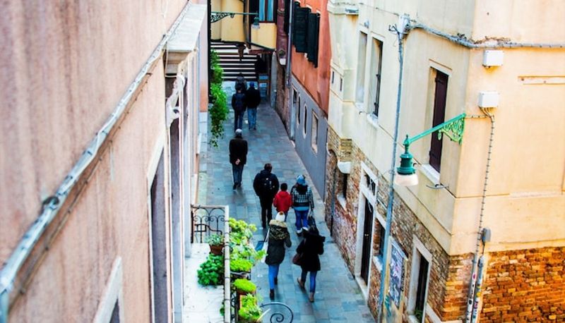 Info - Albergo Casa Peron