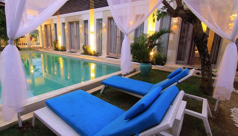 Basen - La Cabana Hotel and Villas