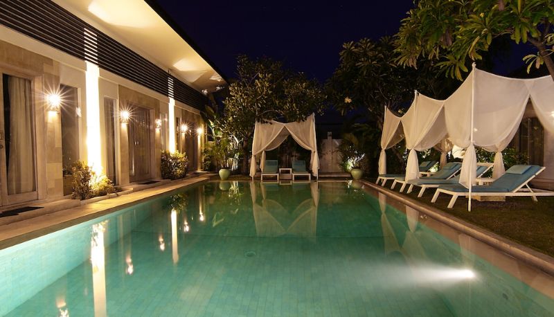 Basen - La Cabana Hotel and Villas