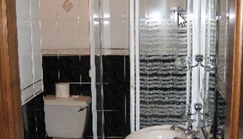 Bagno - Abbey Court
