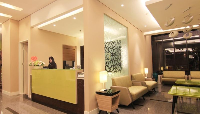 Hall - Royal City Hotel
