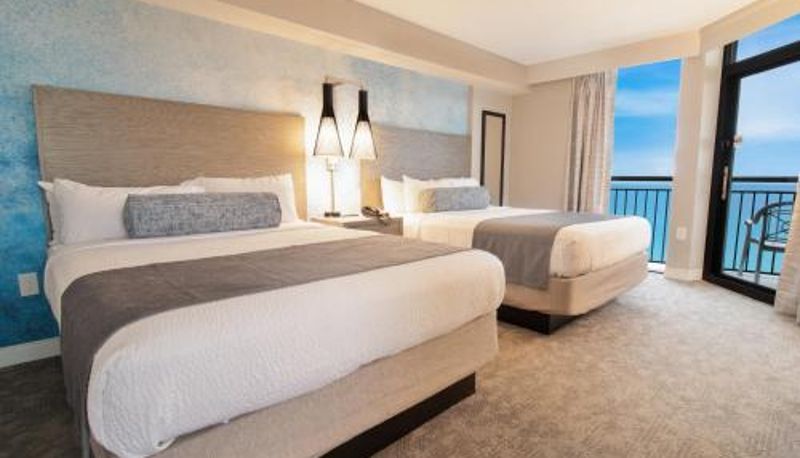 Daire - Breakers Resort Hotel