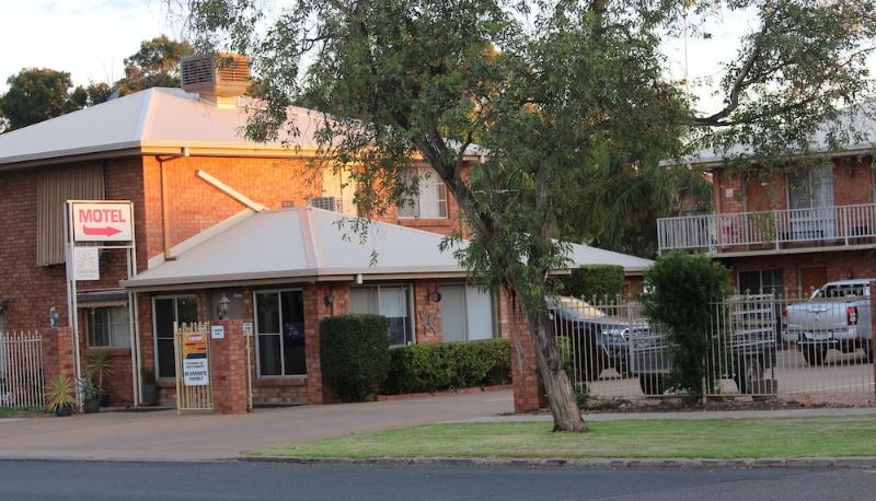 Info - Red Cliffs Colonial Motor Lodge