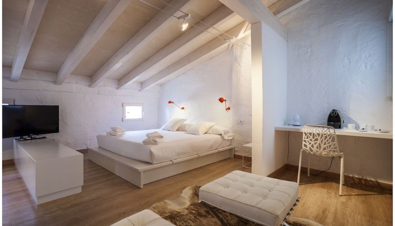 Suite - Cheap & Chic Hotel