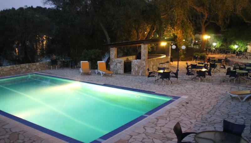 Pool - Amfitriti Hotel